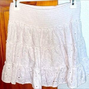 American Eagle white skirt